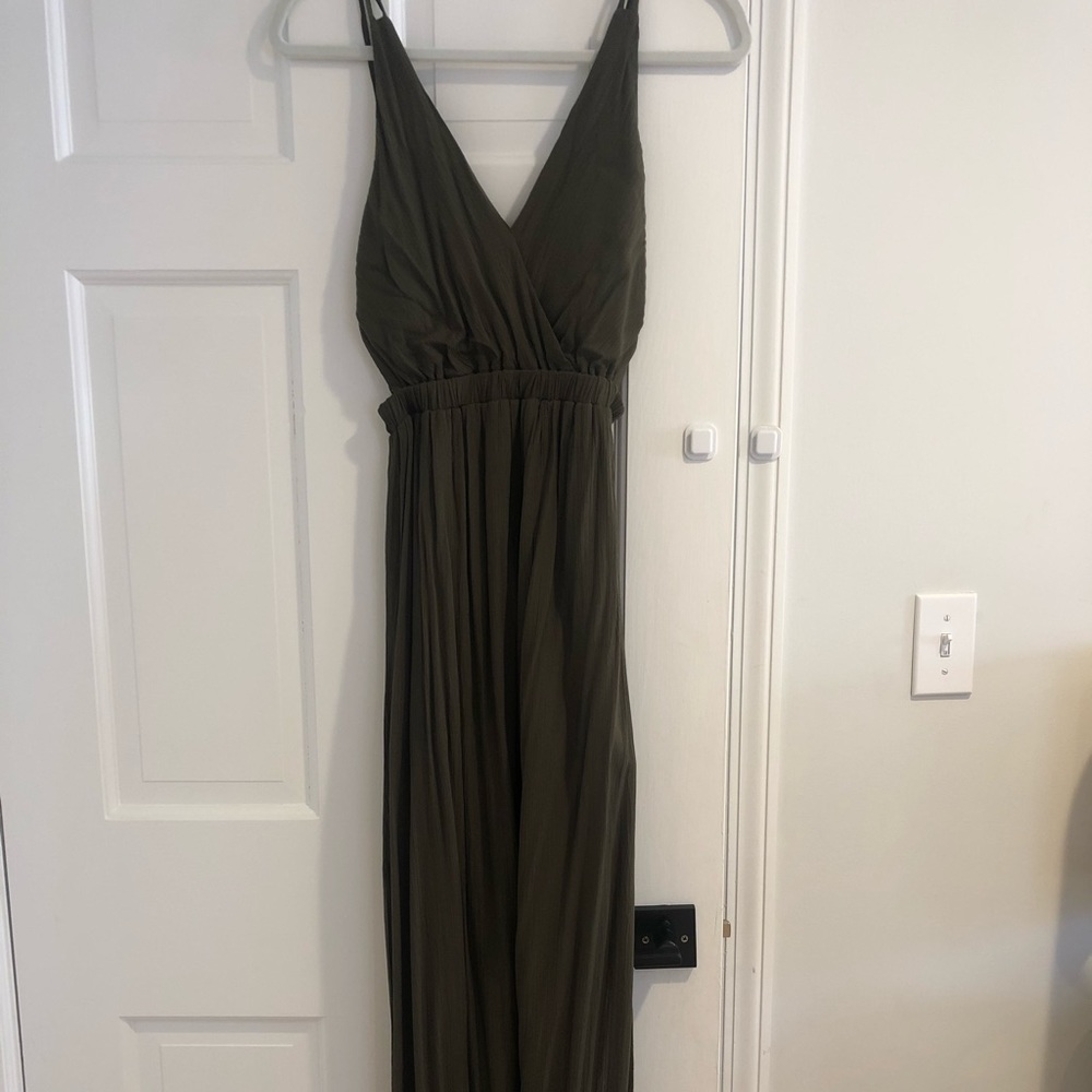 Lulus green open back maxi